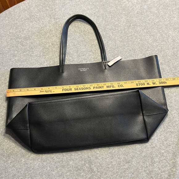 Victoria Secret Tote bag - Picture 6 of 7